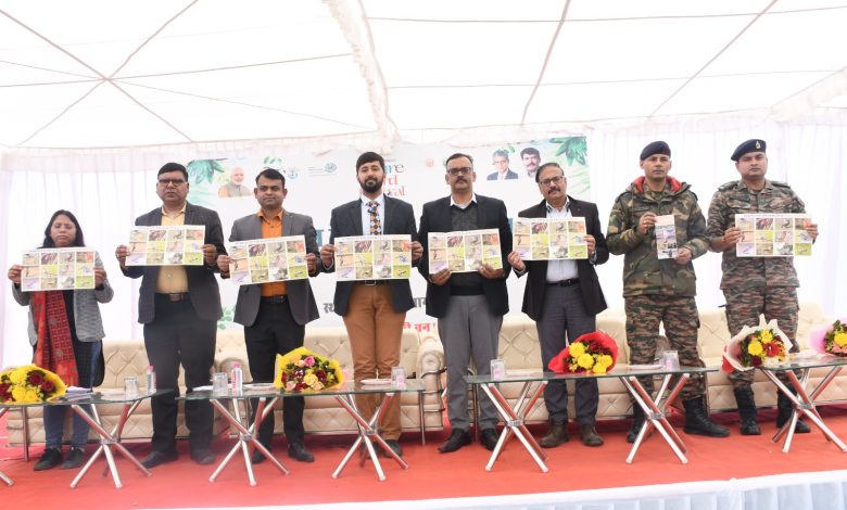Prayagraj News :नैचर एंड बर्ड फेस्टिवल कार्यक्रम का संगम पर आयोजित किया गया