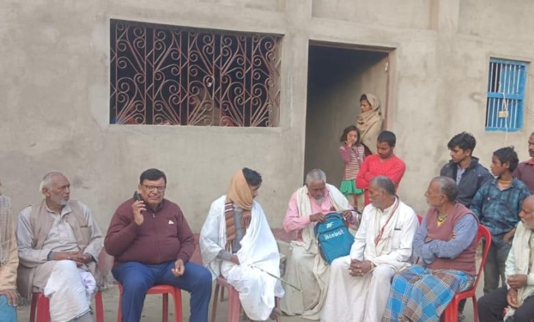 Bihar News-MLA consoled the family of the migrant laborer