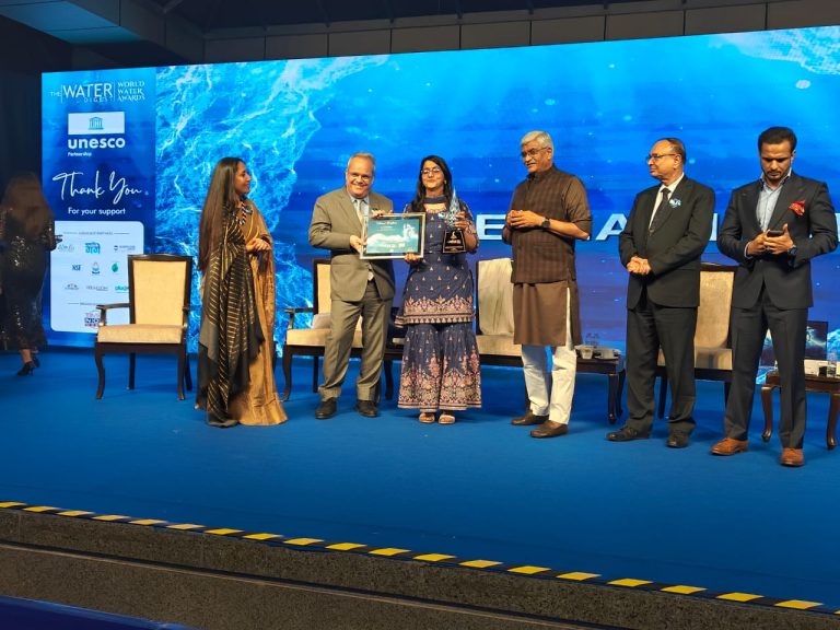 Prayagraj News: Esha Singh honored with Water Digest World Water Warrior