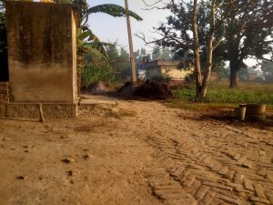 IMG 20240208 WA0198 Ambedkar Nagar News: People of the village blocked the road by dumping toilet tank and soil on the public road and the villagers are facing a lot of problems in commuting.