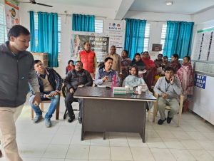 Bihar News-BDO and CO Sonpur jointly started the distribution of anti-filarial medicine.