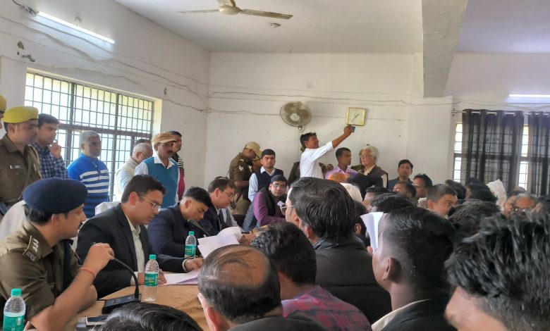 Prayagraj News: Any kind of negligence or indifference in redressal of public complaints is not forgivable.