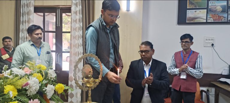 Prayagraj News: Pradhan Mantri Vishwakarma Yojana Workshop organized by MSME Development Office Prayagraj