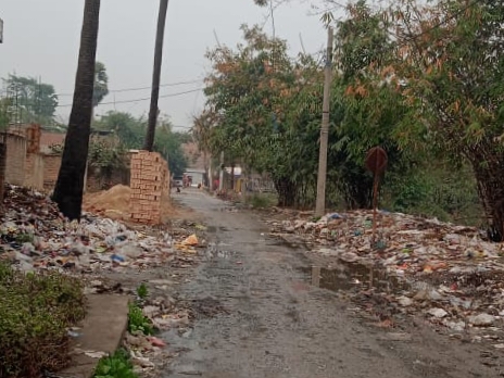 Bihar News- Water logging on roads due to unseasonal rains, increased problems due to mud and movement of people.