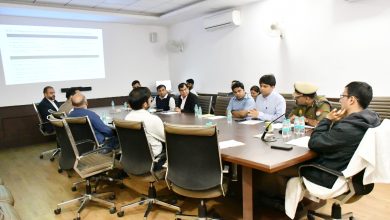 Prayagraj News: With a view to further improve crowd management and security and surveillance in Mahakumbh 2025, a meeting was held under the chairmanship of Divisional Commissioner.