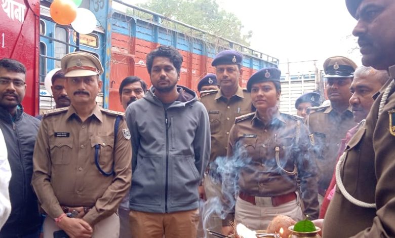 Bihar News- SDO, SDPO jointly inaugurated the new police station of Pehljaghat by cutting the ribbon.