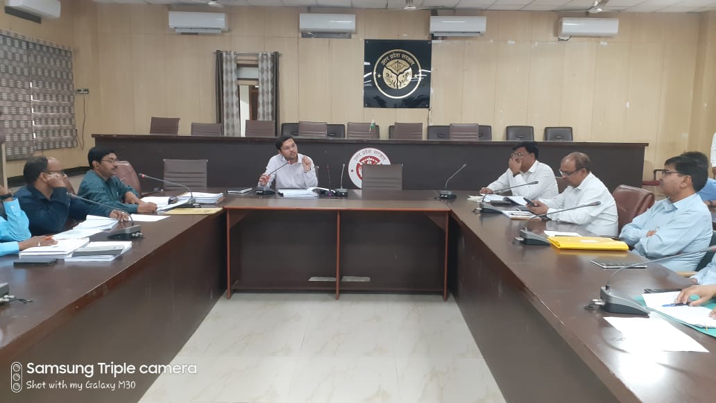 Prayagraj News: Any kind of negligence or indifference in the implementation of development programs is not acceptable - Chief Development Officer