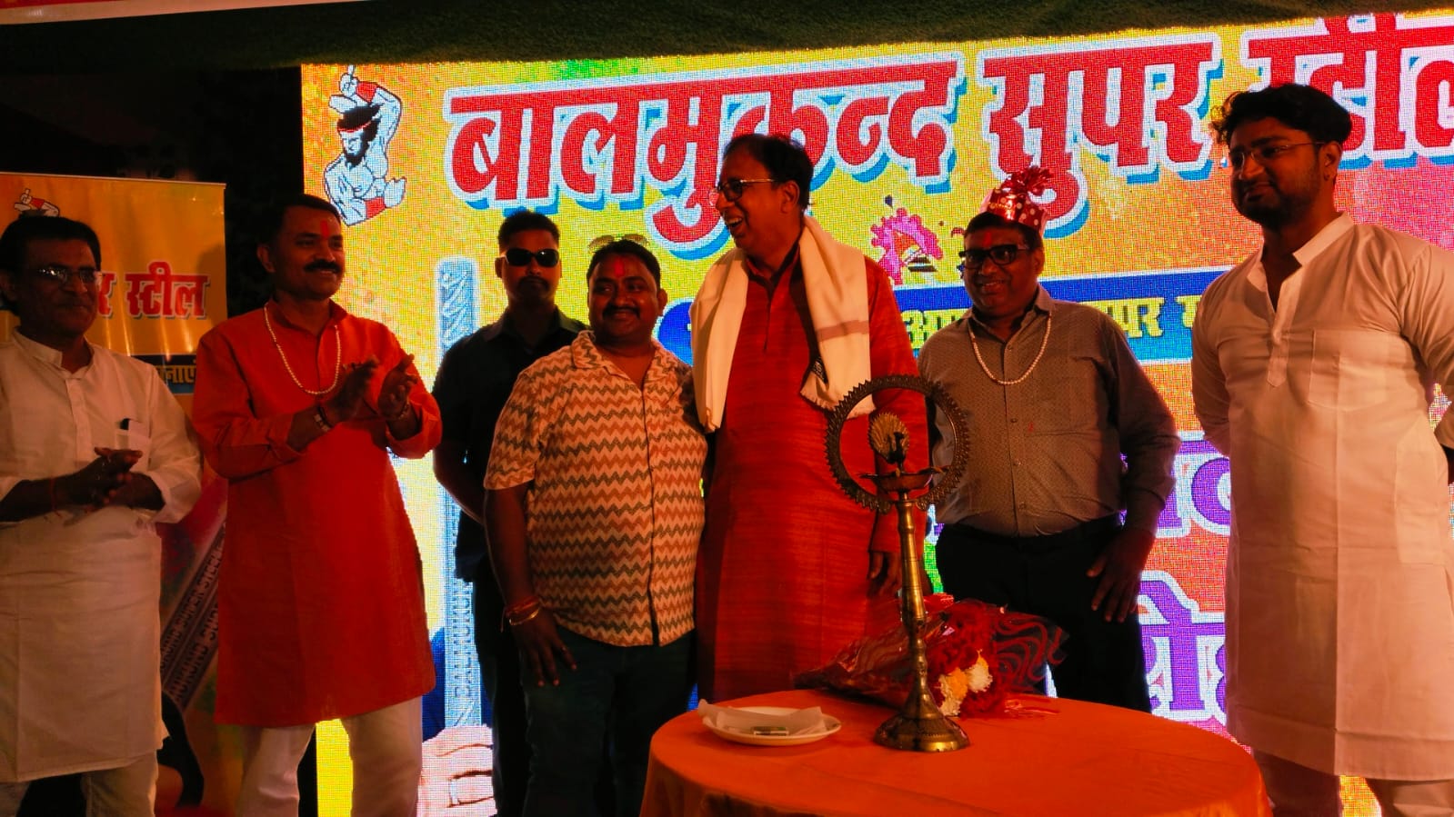 Bihar News बालमुकुन्द सुपर स्टील के वितरक मां वैष्णो ट्रेडर्स ने आयोजित किया होली मिलन समारोह