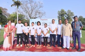 Prayagraj News: Yoga festival program organized in Prayagraj under the "100 days countdown to IDY -2024" program of the Ministry of AYUSH

 