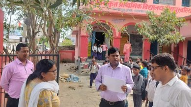Bihar News-Officer inspected the polling booths in Rajapakar and gave necessary instructions