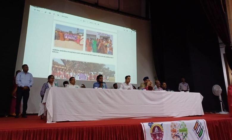 Bihar News-Today on Sunday, 07.4.2024 at 11 am, on the occasion of Maha Sweep Day campaign, Additional Chief Electoral Officer, Bihar, Shri Anand Sharma Sir organized a voter awareness program at BICA, Hajipur