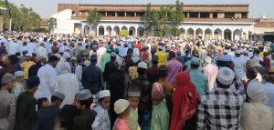 Ambedkar Nagar News- Eid prayers were offered in a peaceful atmosphere

 