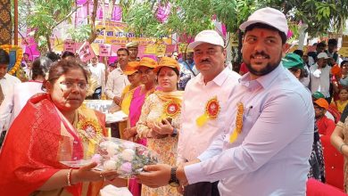 अम्बेडकर नगर न्यूज विद्यालय के छात्र-छात्राओं ने सांस्कृतिक कार्यक्रम नाटक प्रस्तुत कर मतदाताओं को मतदान करने का किया जागरूक