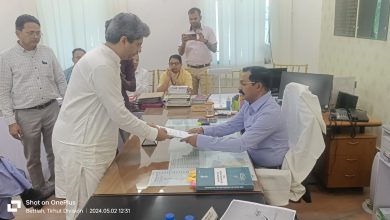 Bihar news BJP's rebel candidate from Valmiki Nagar parliamentary constituency Deepak Yadav filed nomination from RJD