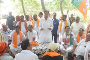 Bihar News BJP candidate from West Champaran parliamentary constituency Dr Sanjay Jaiswal's public relations campaign begins

