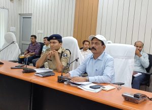 Bihar news Paramilitary forces should conduct elections in a peaceful, fair and fear-free environment: District Election Officer