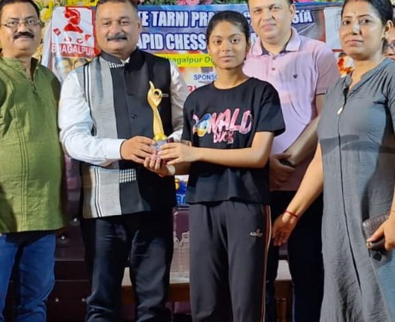 Bihar News ~ वारिजा जायसवाल बनी अंडर-13 बालिका शतरंज विजेता ।