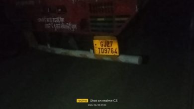 Agra News: High tension line pole broken due to collision with uncontrolled canter: accident averted