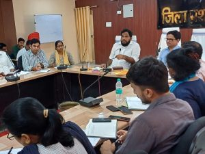 Bihar News- Install 100% solar street lights in the village within a month: DM

District level coordination committee meeting concluded

