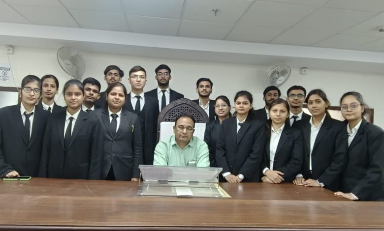 Prayagraj News: Moot court competition was organized under the summer internship program  
