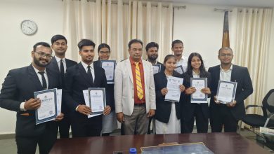Prayagraj News: Moot court competition was organized by the students under the summer internship program under the direction of the Secretary, District Legal Services Authority.