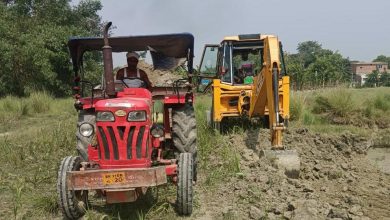 Bihar News- Application given to mining department for illegal deep digging in fields with JCB machine.