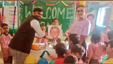 Agra News: SP workers celebrated the birthday of national president Akhilesh