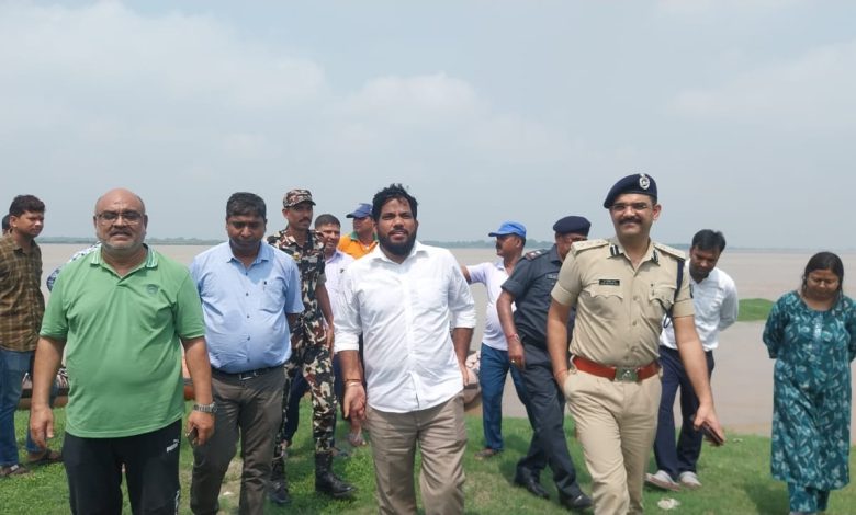 Bihar News- All officials should be in alert mode in view of the rising water level of Gandak