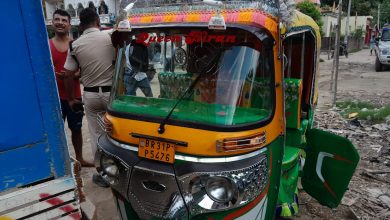 Bihar News-Baranti police station arrested a tempo full of liquor on Hajipur Jandaha main road NH 322.
