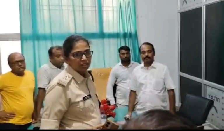 Bihar Nees: The intestine of the female patient has been stitched instead of the uterus