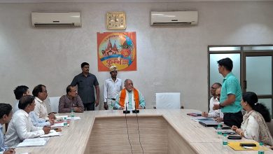 Prayagraj News :पेंशन एवं फैमिली पेंशन में अधिक भुगतान से सम्बंधित प्रकरणों पर शीघ्रता से रिकवरी की कार्यवाही सुनिश्चित करने के दिए निर्देश  