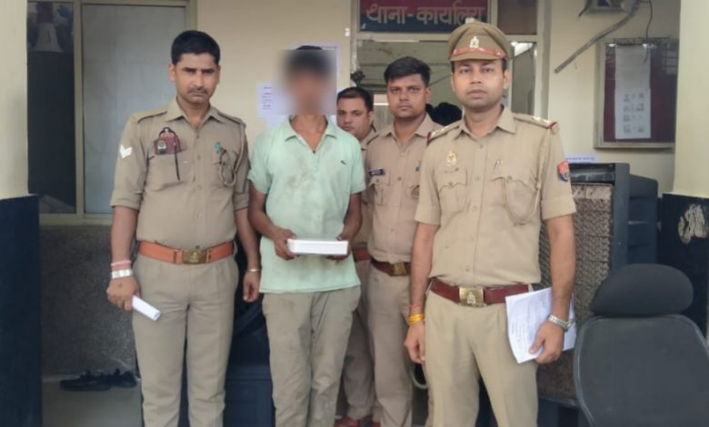 Agra News: GRP Mathura Junction arrested 01 accused who stole passengers' belongings and mobiles on the railway and platform, 01 mobile phone was recovered from the accused's possession