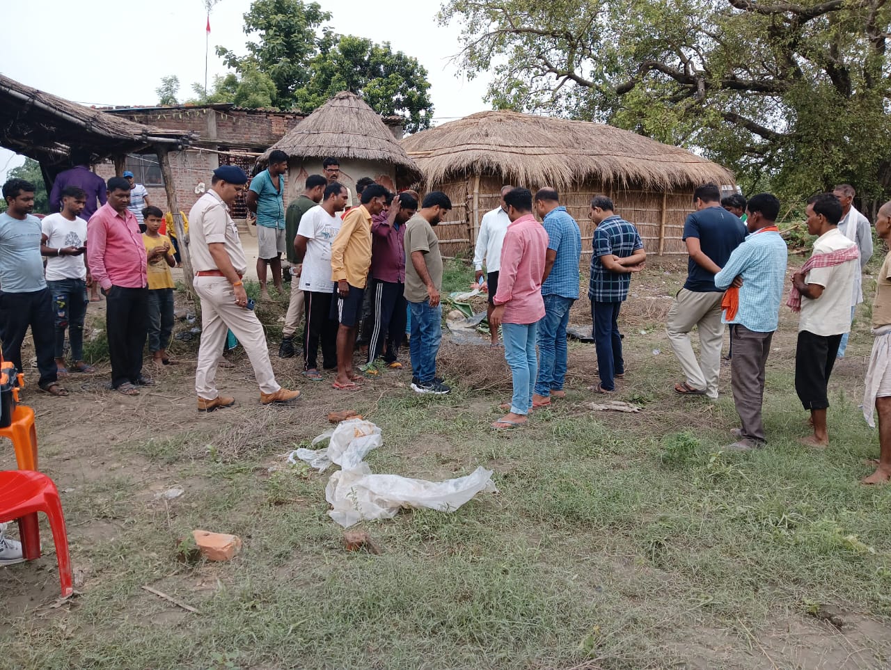 Bihar news Madhubani Dhanha area shaken by double murder, killer caught by police