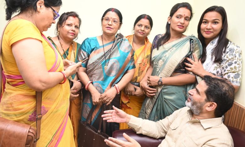 Bihar news बिहार में होने जा रहे विधानसभा चुनाव में जन सुराज की ओर से 40 महिला नेत्रियों को दिया जाएगा टिकट
