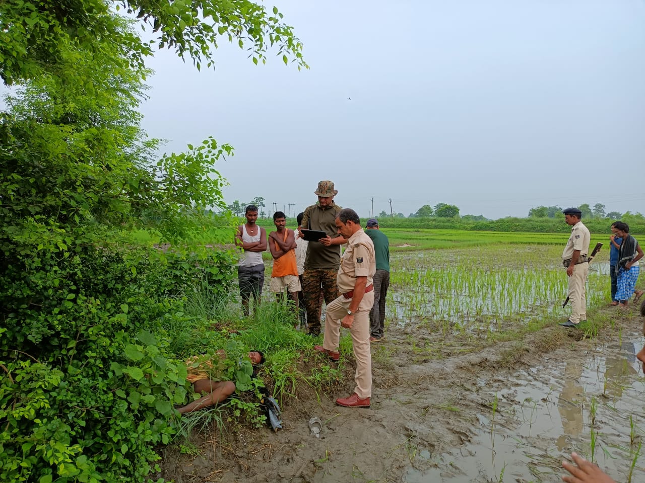 Bihar news Girl murdered by slitting her throat, suspicion of rape