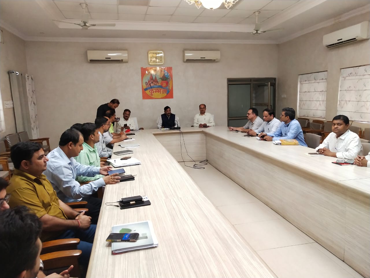 Prayagraj News :जन सूचना अधिकार के तहत मांगी गयी सूचना को निर्धारित समयसीमा में आवेदनकर्ता को अनिवार्य रूप से उपलब्ध करायें-मा0 राज्य सूचना आयुक्त