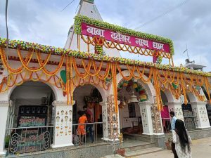 Bihar News-The Shiva temple resonated with the chants of Har Har Mahadev