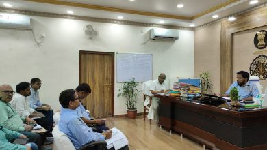 Bihar News-Officials should remain in alert mode, give top priority to pre-flood preparation: DM