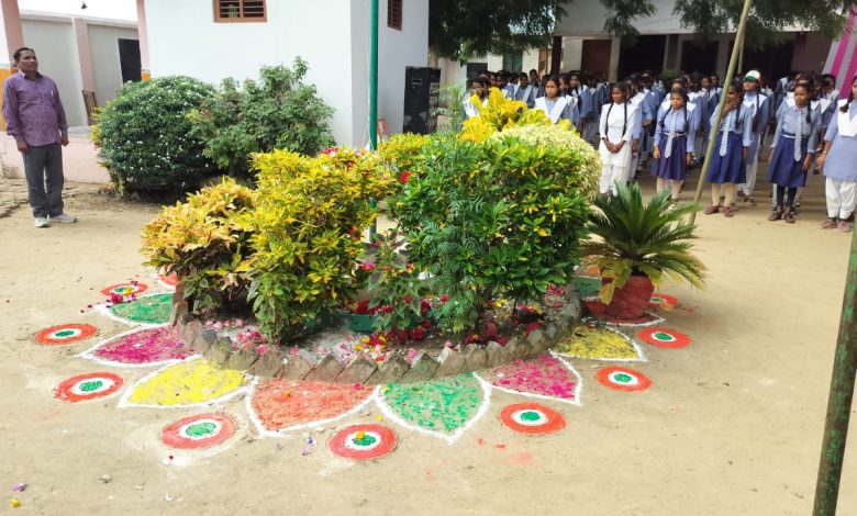Ambedkar Nagar News-Dr. Ram Manohar Lohia Lohia Inter College Itauri Bujurg Ambedkar Nagar celebrated 78th Independence Day with great pomp