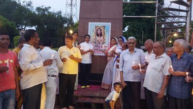 Agra News : Dr. Ambedkar Followers Mahasabha, Agra, Uttar Pradesh, Dr. Moumita Das was raped and murdered, Ambedkar activists expressed anger and held a tribute meeting