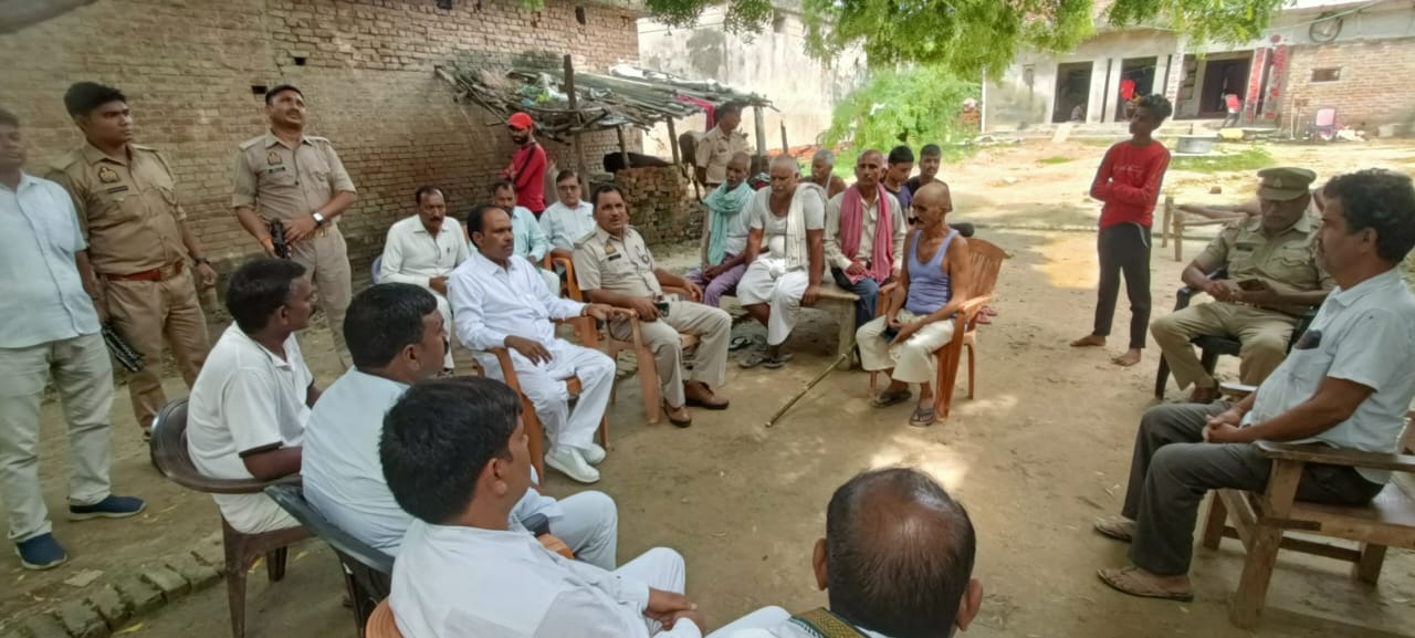 Ambedkar Nagar News: Strict action will be taken against the accused- Superintendent of Police, the inspector who got the complaint written has been suspended