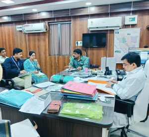 Bihar News- In the light of the instructions of the District Officer, a review meeting of Deputy Development Commissioner Mr. Shams Javed Ansari was held today
