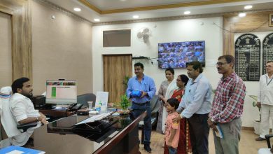 Bihar News-District Officer Vaishali gave the child lodged in the Special Adoption Institute for adoption.