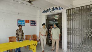 Bihar News-DM-SP inspected EVM warehouse