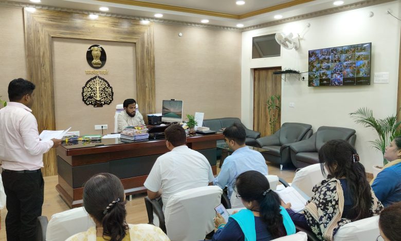 Bihar News- Implement ICDS schemes with sensitivity: DM