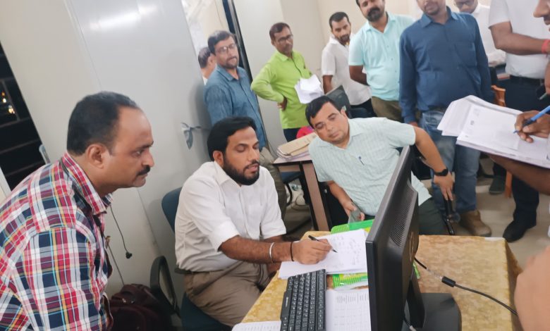 Bihar News-Achieve 100% target under Mission 100 Days in Pradhan Mantri Gramin Awas Yojana: DM