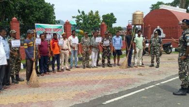 Bihar news SSB jawans expanded the scope of cleanliness campaign and cleaned the Eco Park and Jungle Camp