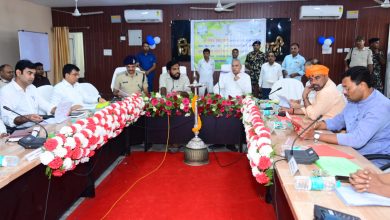 Bihar News-Take care of the needy while selecting a scheme: Minister in charge