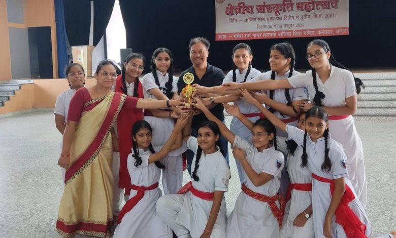 Agra News Street play competition and Hindi fortnight organised  
