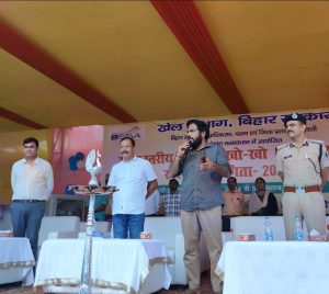 Bihar News-Players should display their talent in a better way on the sports field: DM